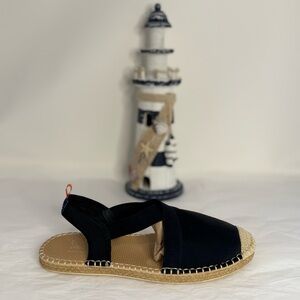 🌸SeaStar pre-owned Black Espadrille Sandals. Size 7.